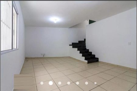 Casa à venda com 2 quartos, 112m² em Vila Ema, São Paulo