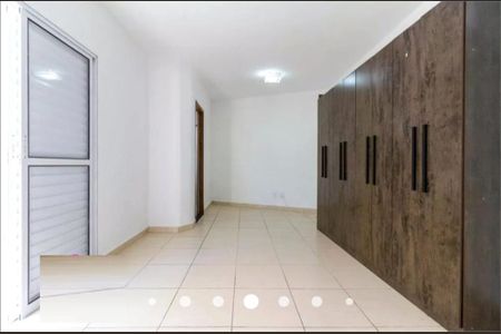 Casa à venda com 2 quartos, 112m² em Vila Ema, São Paulo