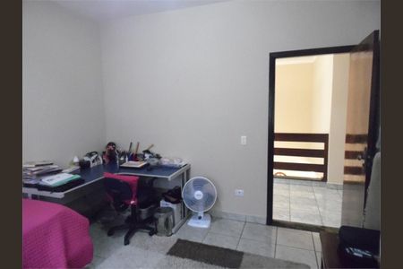 Casa à venda com 4 quartos, 398m² em City Bussocaba, Osasco
