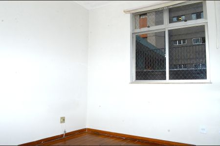 Apartamento à venda com 200m², 3 quartos e 3 vagasQuarto 2