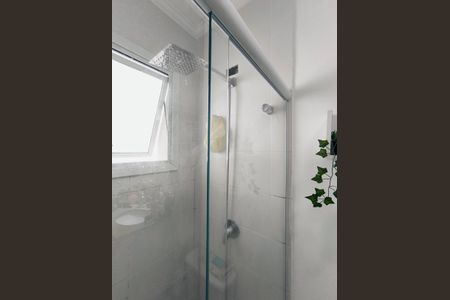 Casa de condomínio à venda com 184m², 4 quartos e 5 vagas