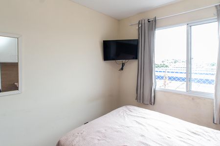 Quarto 1 de apartamento para alugar com 2 quartos, 41m² em Vila Sabrina, São Paulo