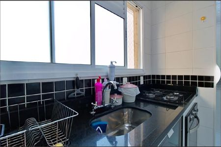 Apartamento à venda com 51m², 2 quartos e 1 vagaCozinha 