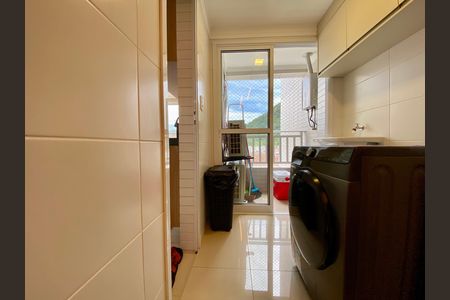 Apartamento para alugar com 95m², 3 quartos e 1 vagaÁrea de Serviço