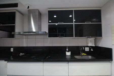 Apartamento à venda com 77m², 3 quartos e 1 vagaCozinha