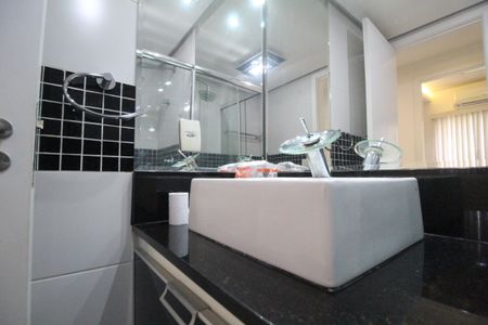 Apartamento à venda com 77m², 3 quartos e 1 vagaBanheiro social