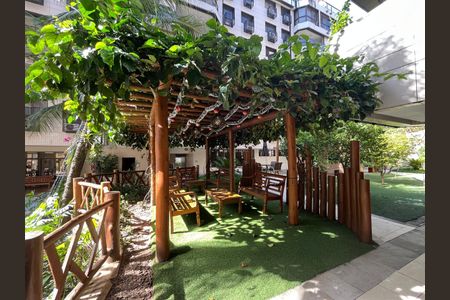 Apartamento à venda com 77m², 3 quartos e 1 vagaÁrea comum