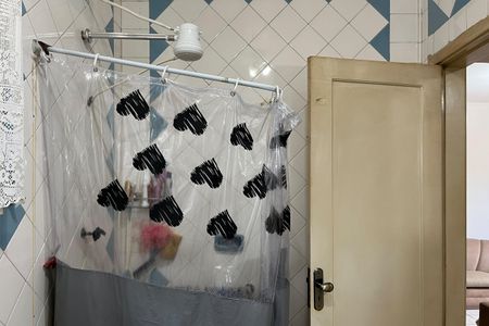 Apartamento para alugar com 90m², 2 quartos e sem vagaBanheiro