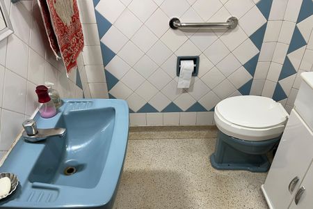 Apartamento para alugar com 90m², 2 quartos e sem vagaBanheiro