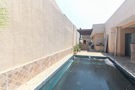Casa para alugar com 381m², 4 quartos e 2 vagas Casa para alugar com 381m², 4 quartos e 2 vagasPiscina