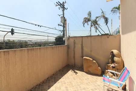 Casa para alugar com 381m², 4 quartos e 2 vagas Casa para alugar com 381m², 4 quartos e 2 vagasVaranda