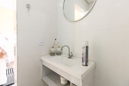 Casa para alugar com 381m², 4 quartos e 2 vagas Casa para alugar com 381m², 4 quartos e 2 vagasBanheiro de Serviço