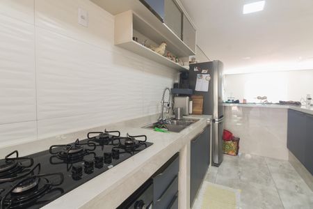 Cozinha de casa para alugar com 4 quartos, 381m² em Penha de França, São Paulo