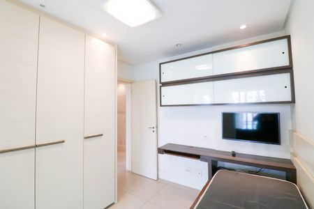 Apartamento à venda com 232m², 4 quartos e 4 vagas