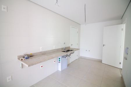 Apartamento à venda com 231m², 4 quartos e 3 vagasCozinha
