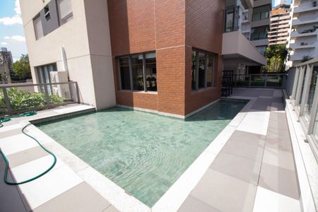 Apartamento à venda com 231m², 4 quartos e 3 vagasÁrea comum - Piscina Infantil