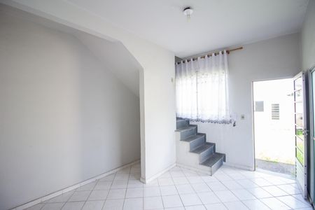 Sala de casa de condomínio à venda com 2 quartos, 92m² em Fonte Grande, Contagem