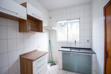 Casa de condomínio à venda com 92m², 2 quartos e 1 vagaCozinha e Área de Serviço