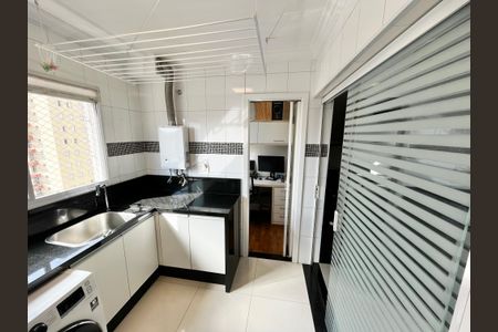 Apartamento à venda com 130m², 3 quartos e 3 vagasÁrea de Serviço