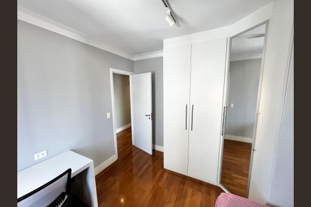 Apartamento à venda com 130m², 3 quartos e 3 vagasQuarto 2