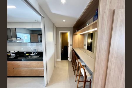 Apartamento à venda com 130m², 3 quartos e 3 vagasCorredor