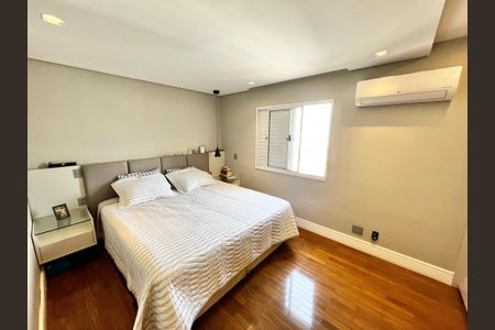 Apartamento à venda com 130m², 3 quartos e 3 vagasQuarto Suíte