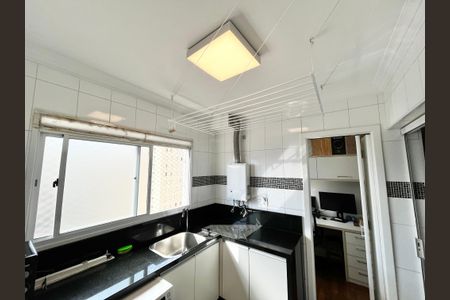 Apartamento à venda com 130m², 3 quartos e 3 vagasÁrea de Serviço