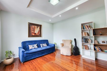 Casa à venda com 147m², 4 quartos e 1 vaga Casa à venda com 147m², 4 quartos e 1 vagaQuarto 1