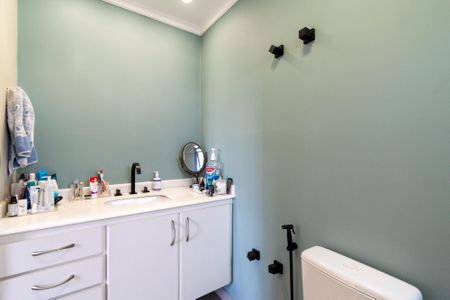 Apartamento à venda com 135m², 3 quartos e 2 vagasBanheiro da Suíte 1