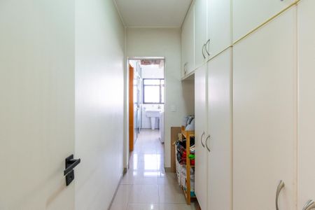 Apartamento à venda com 135m², 3 quartos e 2 vagasQuarto de Serviço