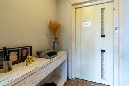 Apartamento à venda com 135m², 3 quartos e 2 vagasHall de entrada