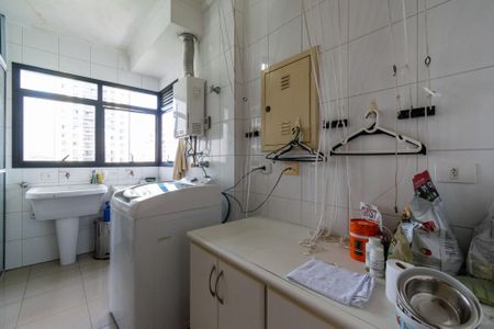 Apartamento à venda com 135m², 3 quartos e 2 vagasÁrea de Serviço