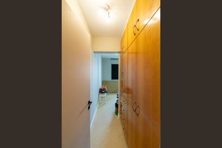 Apartamento à venda com 135m², 3 quartos e 2 vagasCorredor 