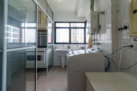 Apartamento à venda com 135m², 3 quartos e 2 vagasÁrea de Serviço