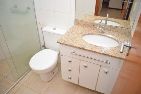 Apartamento para alugar com 104m², 2 quartos e 2 vagasBanheiro da Suíte