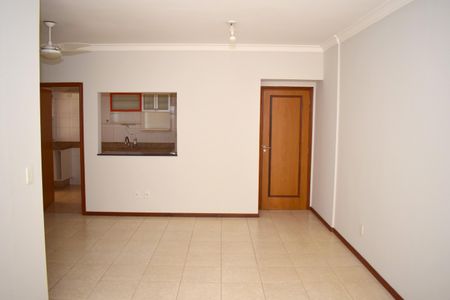 Apartamento para alugar com 104m², 2 quartos e 2 vagasSala