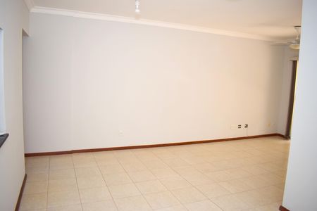 Apartamento para alugar com 104m², 2 quartos e 2 vagasSala