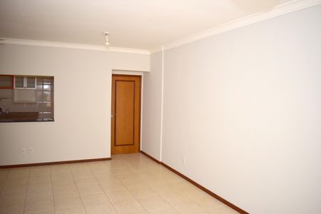Apartamento para alugar com 104m², 2 quartos e 2 vagasSala