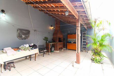 Casa à venda com 360m², 3 quartos e 4 vagas Casa à venda com 360m², 3 quartos e 4 vagasÁrea gourmet