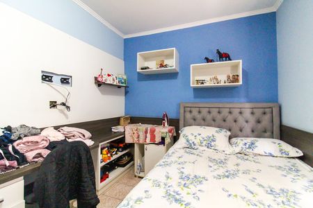 Casa à venda com 360m², 3 quartos e 4 vagas Casa à venda com 360m², 3 quartos e 4 vagasQuarto 2