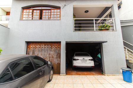 Quintal e Garagem de casa à venda com 3 quartos, 360m² em Jardim Pedro José Nunes, São Paulo