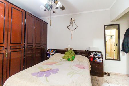 Suíte de casa à venda com 3 quartos, 360m² em Jardim Pedro José Nunes, São Paulo
