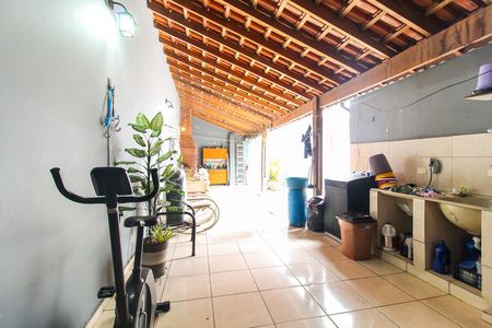 Casa à venda com 360m², 3 quartos e 4 vagas Casa à venda com 360m², 3 quartos e 4 vagasÁrea de Serviço