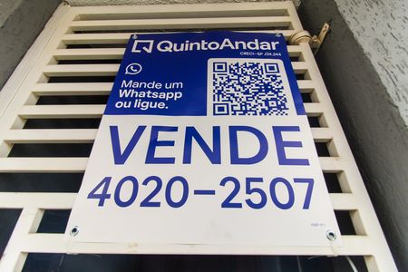 Casa à venda com 360m², 3 quartos e 4 vagas Casa à venda com 360m², 3 quartos e 4 vagasPlaca
