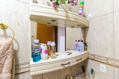 Casa à venda com 360m², 3 quartos e 4 vagas Casa à venda com 360m², 3 quartos e 4 vagasBanheiro 2