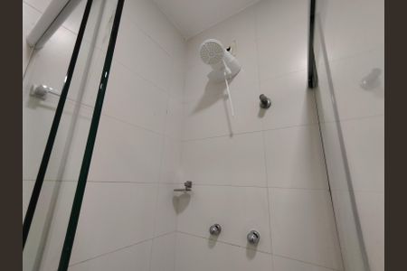 Casa de condomínio à venda com 230m², 5 quartos e 1 vaga Casa de condomínio à venda com 230m², 5 quartos e 1 vagaBanheiro Social