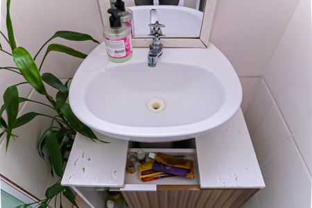 Apartamento à venda com 50m², 2 quartos e 1 vaga Apartamento à venda com 50m², 2 quartos e 1 vagaBanheiro