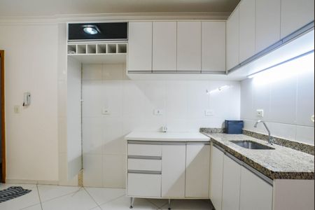Apartamento para alugar com 72m², 2 quartos e 2 vagasCozinha