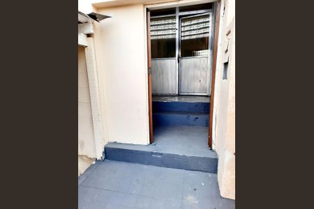 Casa à venda com 240m², 2 quartos e 2 vagas Casa à venda com 240m², 2 quartos e 2 vagasFoto 32