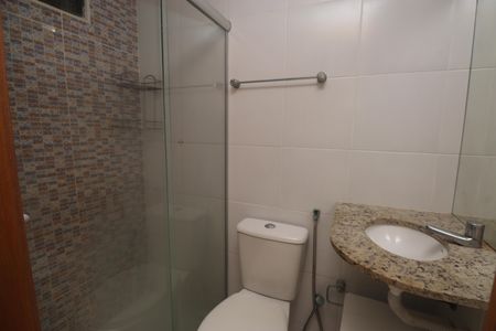 Apartamento para alugar com 74m², 2 quartos e 1 vaga Apartamento para alugar com 74m², 2 quartos e 1 vagaBanheiro Social